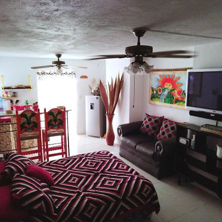 ¡Confortable Y Privado! - Ubicado En Av. Principal Guadalajara Ngoại thất bức ảnh